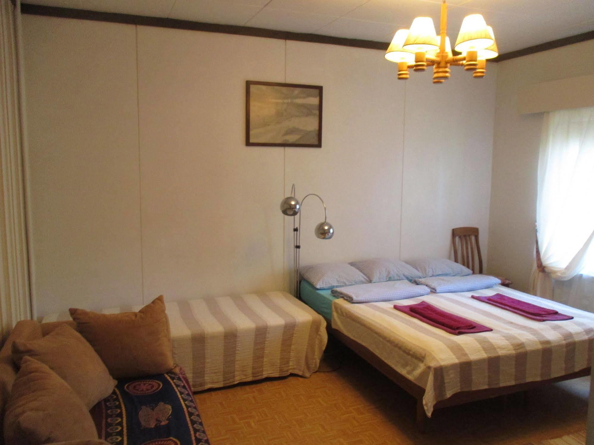 Guest House Ugrin Paikka Sippola Εξωτερικό φωτογραφία