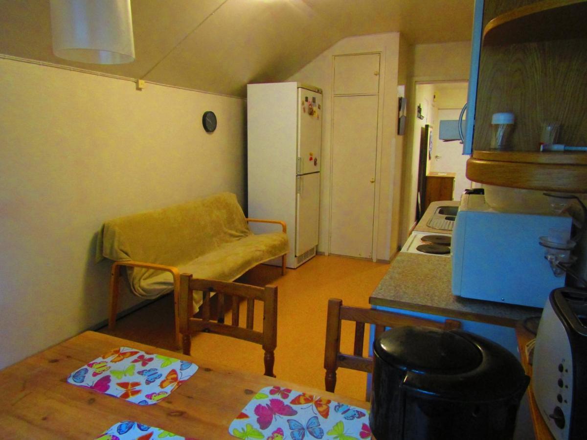 Guest House Ugrin Paikka Sippola Εξωτερικό φωτογραφία